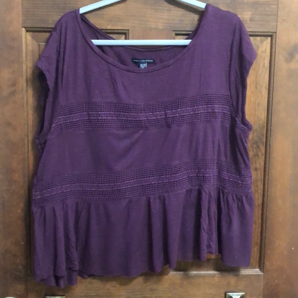 American Eagle xxl Maroon top